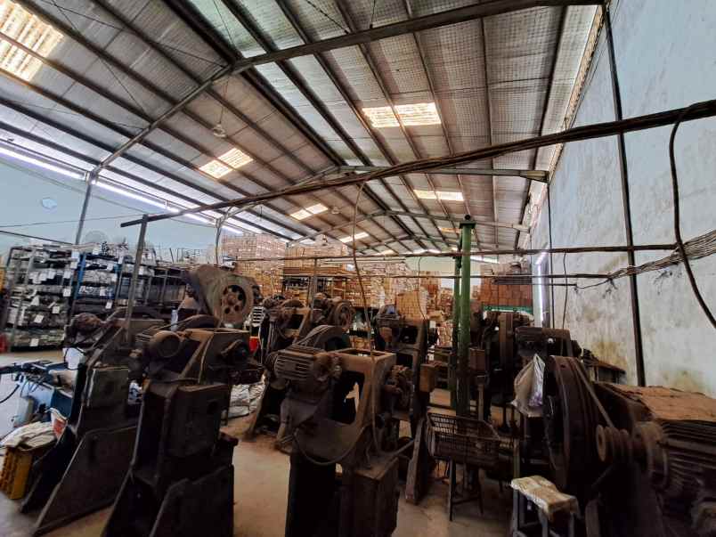 dijual ruko gudang kantor sepatan timur