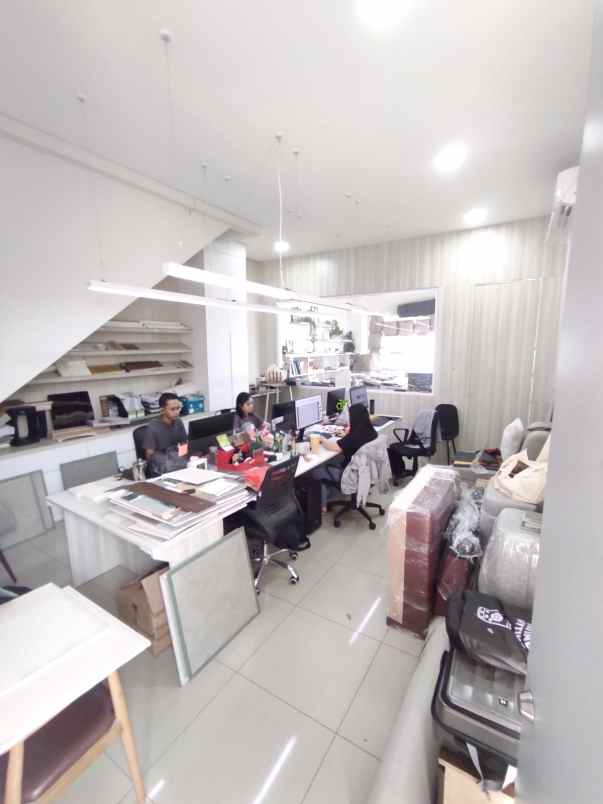 dijual ruko istimewa siap pakai di cbd green lake city