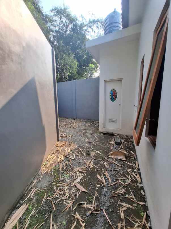 dijual rumah 1 km pemda sleman