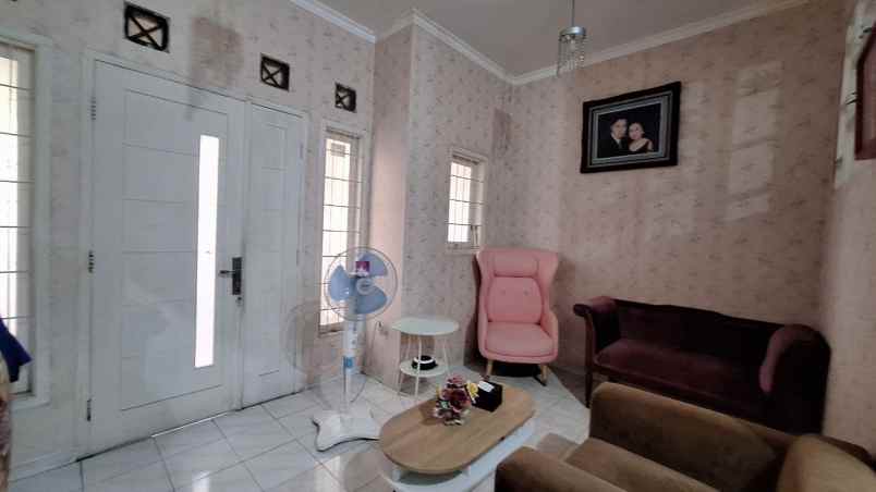 dijual rumah 123 jln boulevard grand