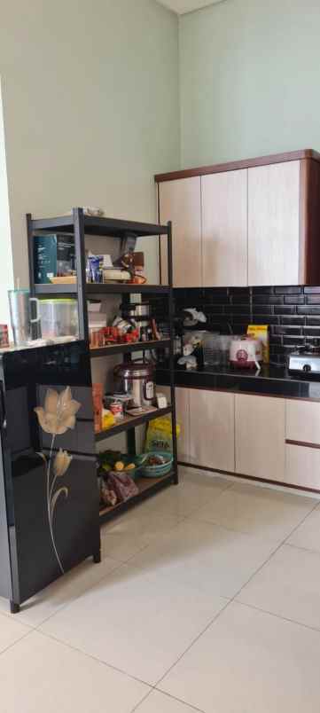 dijual rumah 2 lantai full furniture cihideung bandung