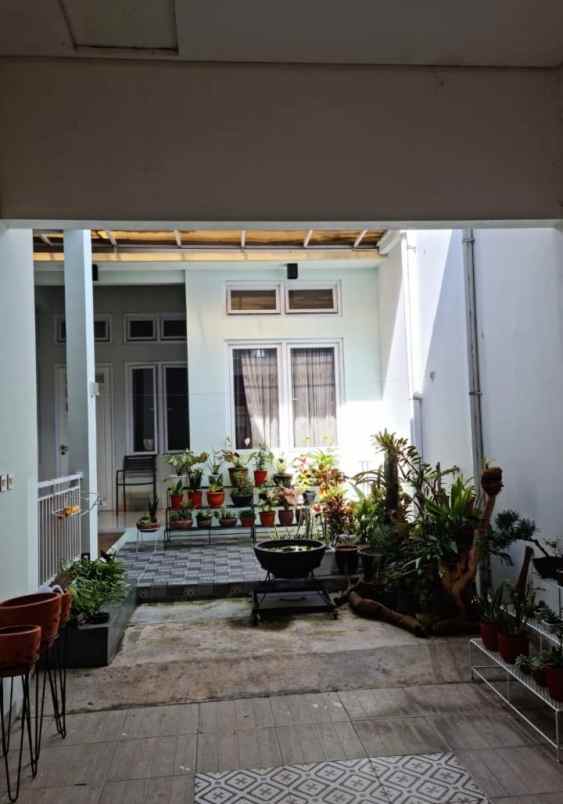 dijual rumah 2 lantai full furniture cihideung bandung