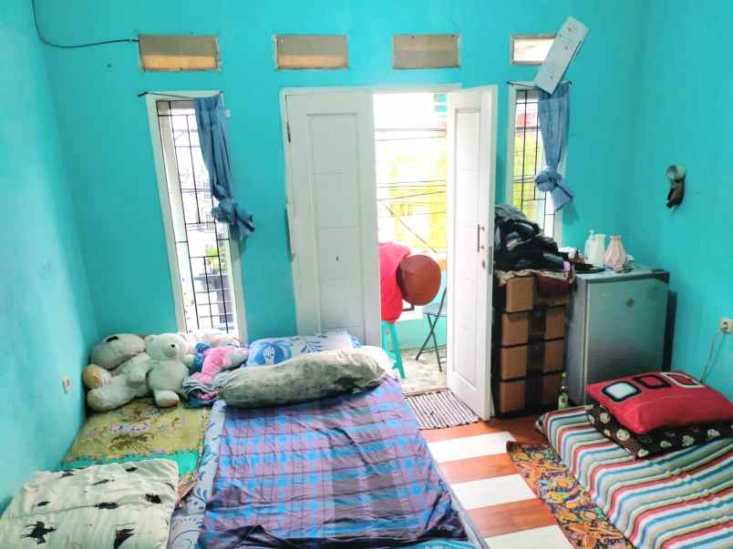 dijual rumah 3 lantai johar baru kosongan