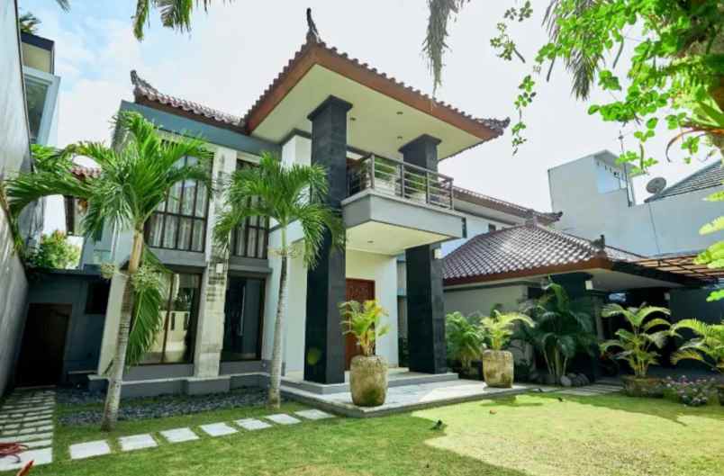 dijual rumah area kerobokan bali