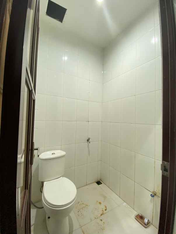 dijual rumah balandongan caringin bogor