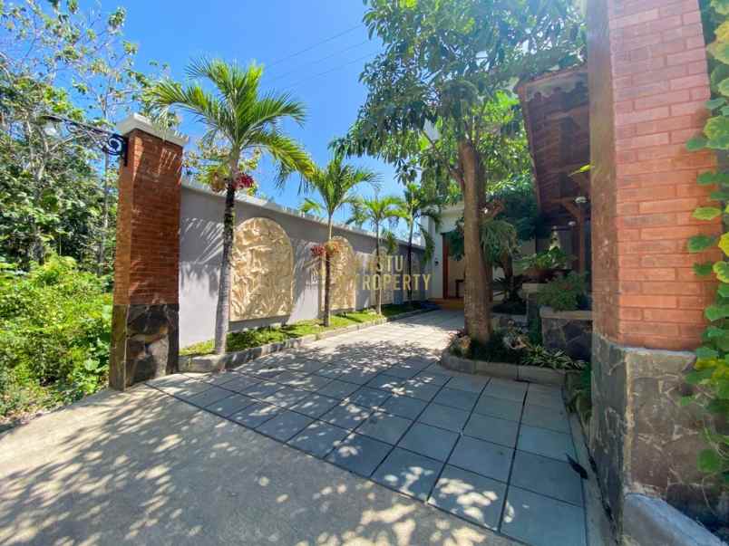 dijual rumah balecatur sleman regency