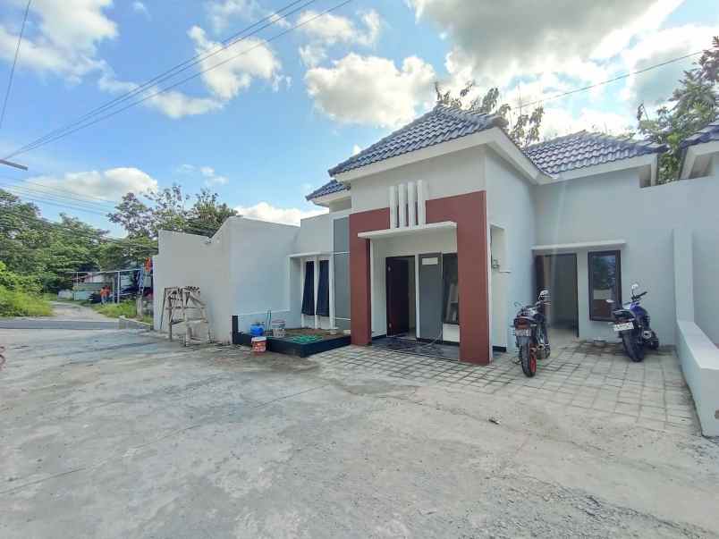 dijual rumah bangunjiwo