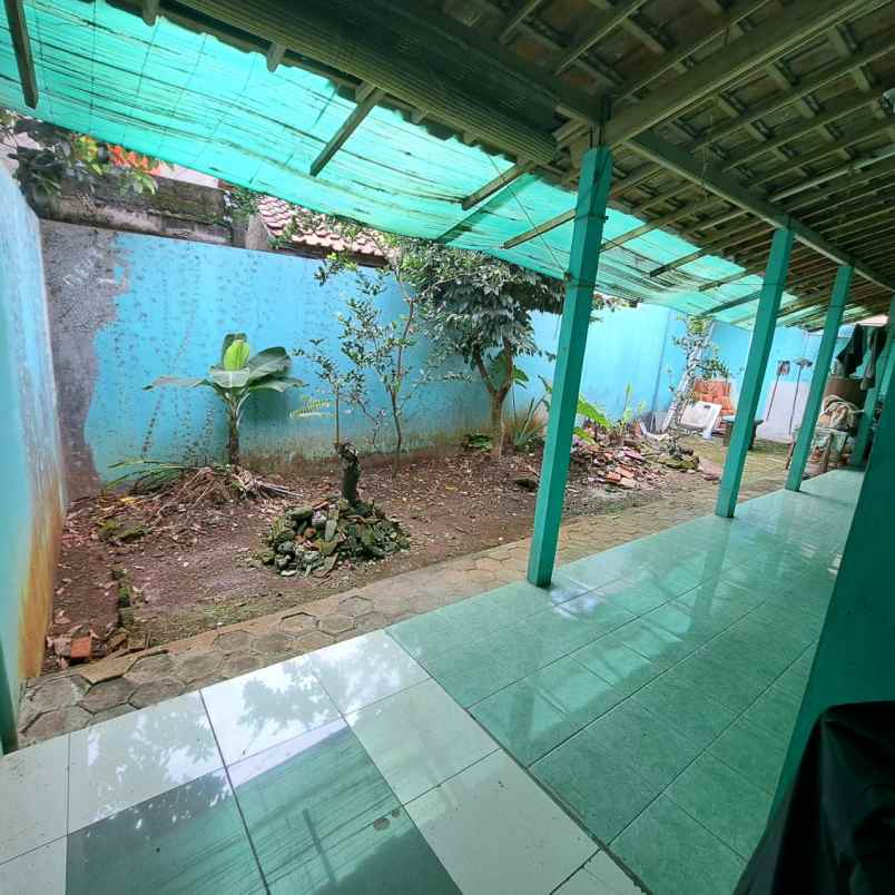 dijual rumah beji