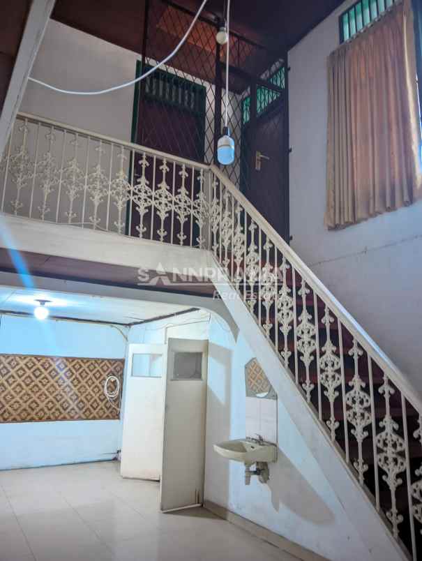 dijual rumah beji depok