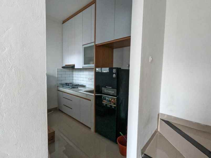 dijual rumah bintaro sektor 9