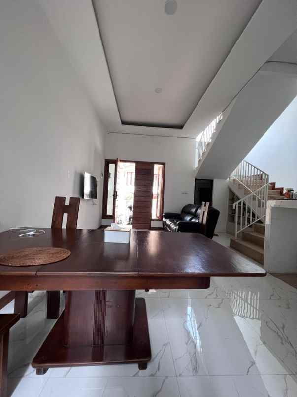 dijual rumah bukit cinere indah cinere