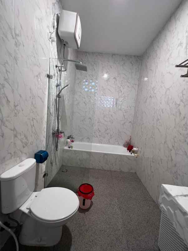 dijual rumah bukit cinere indah cinere