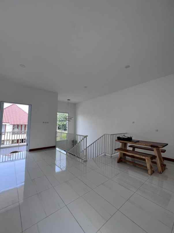 dijual rumah bukit cinere indah cinere