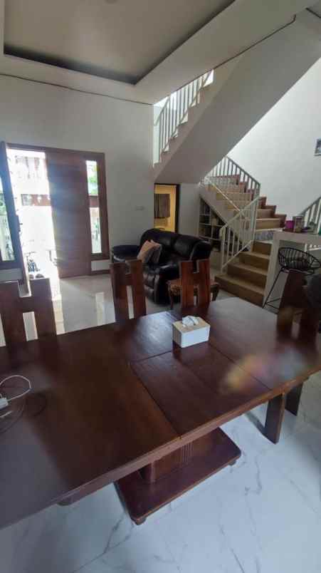 dijual rumah bukit cinere indah cinere