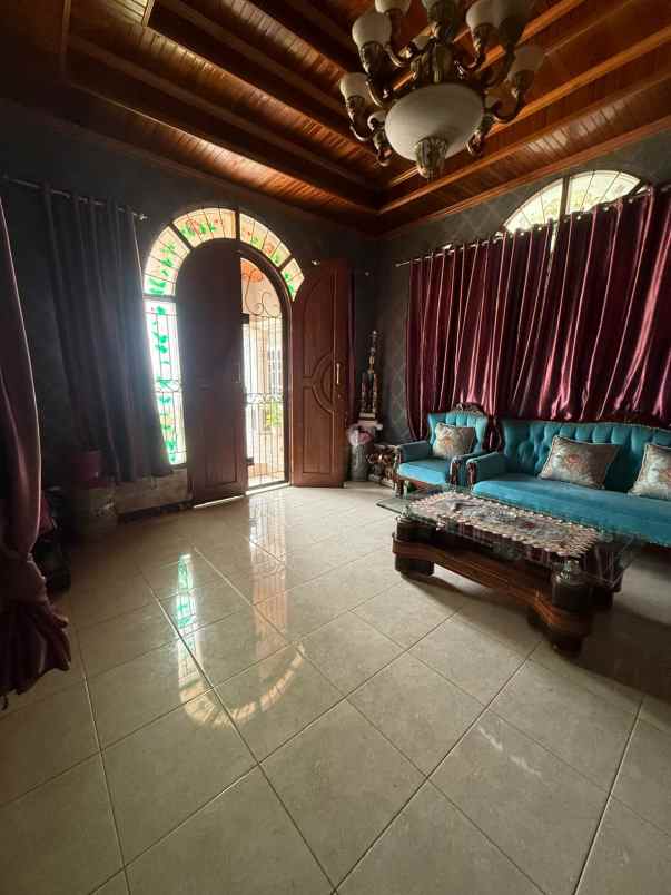 dijual rumah bulatan dijalan kapur tampan pekanbaru