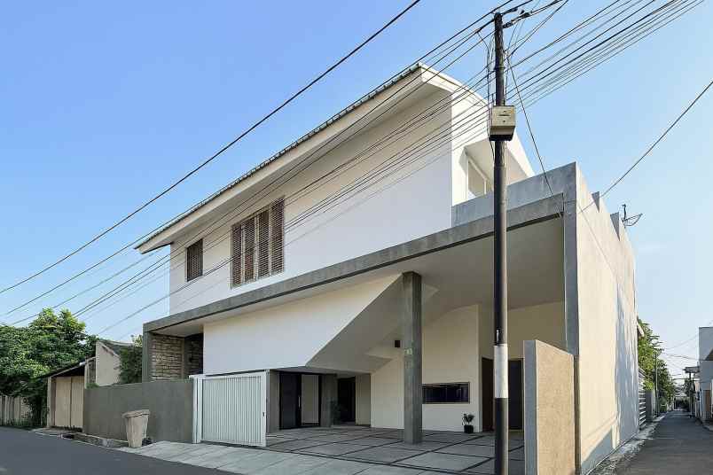 dijual rumah cantik di pulomas jakarta timur