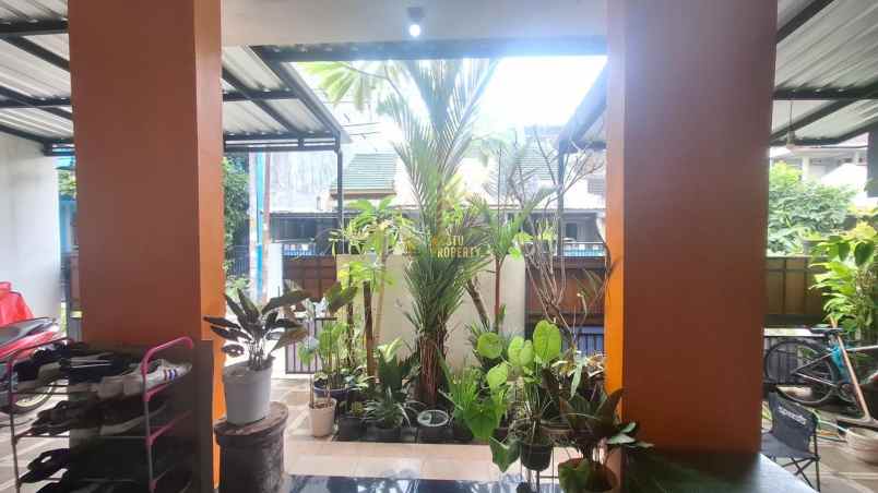 dijual rumah caturtunggal