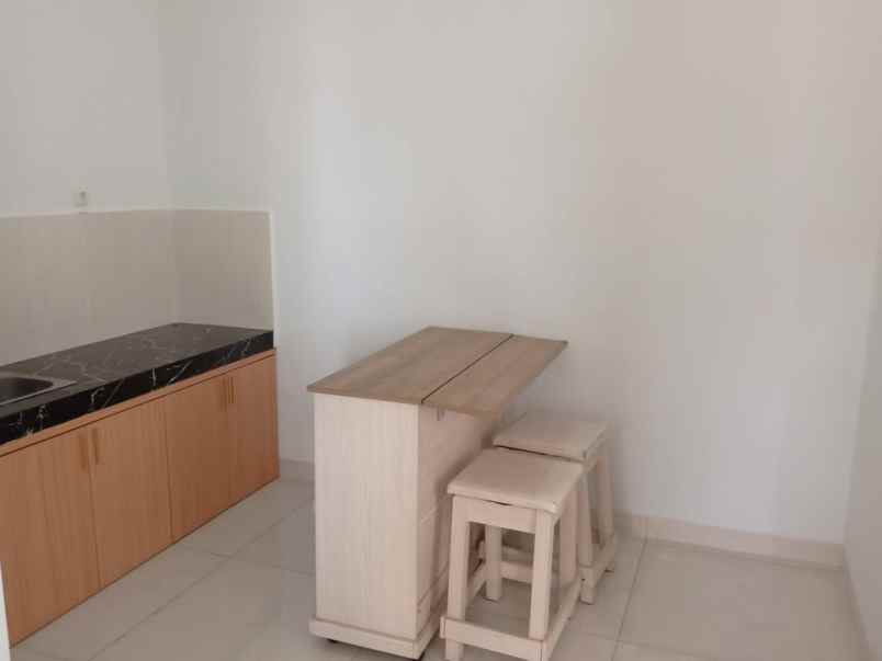 dijual rumah cemorokandang