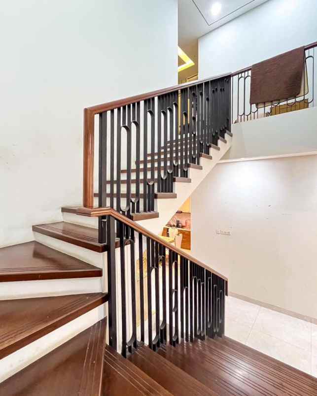 dijual rumah cempaka putih tengah