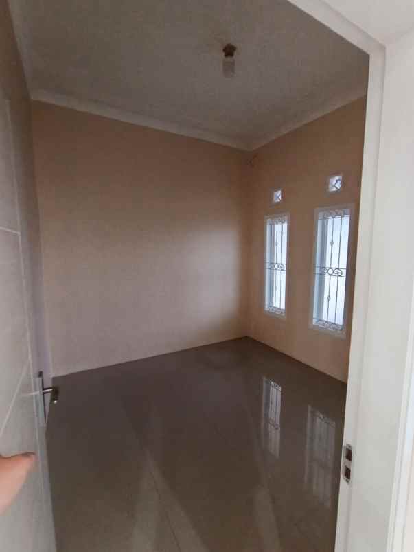 dijual rumah cibaligo cihanjuang