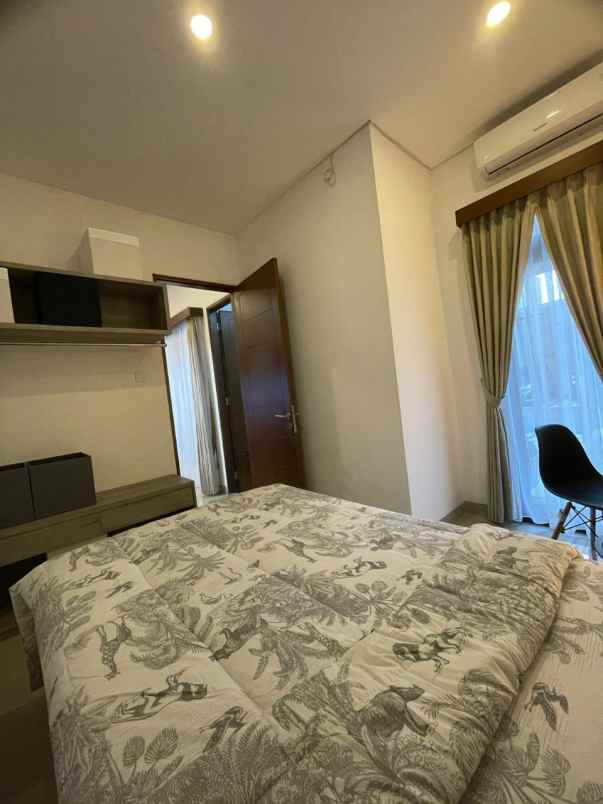 dijual rumah ciganjur