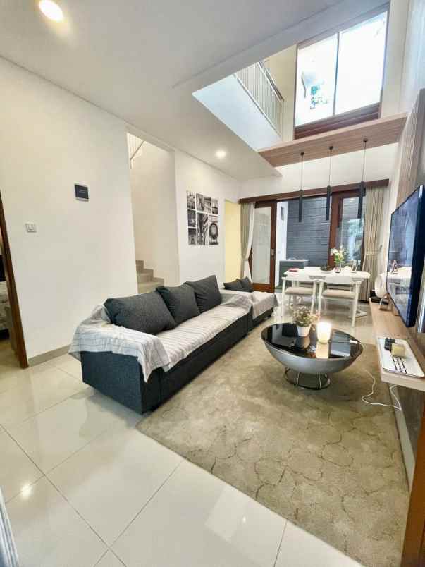 dijual rumah ciganjur