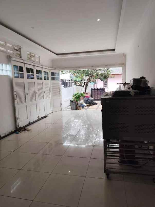 dijual rumah cilandak barat