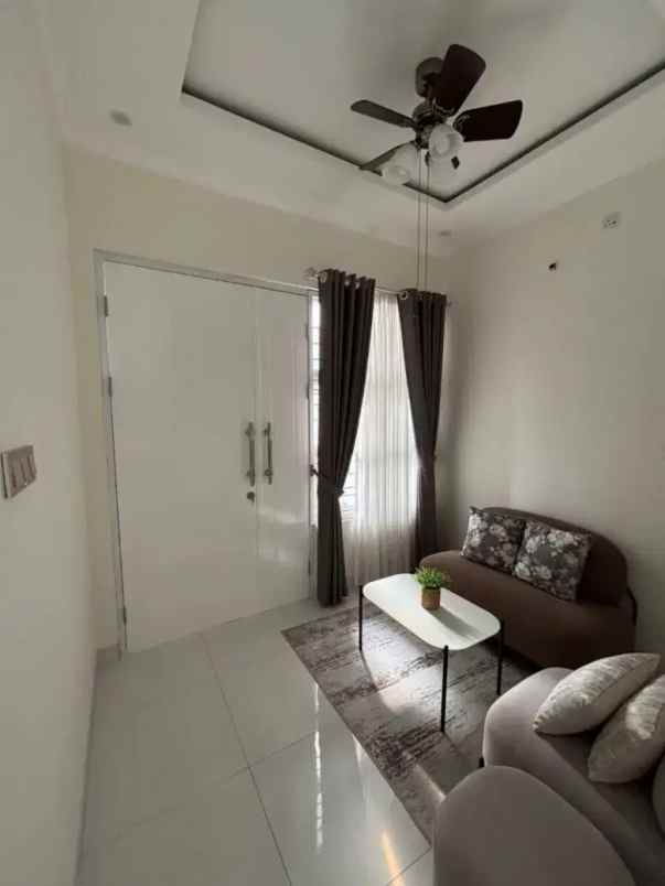 dijual rumah cinere depok