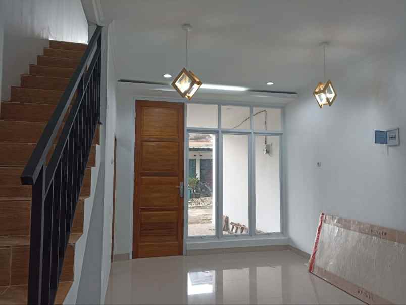 dijual rumah ciracas jakarta timur