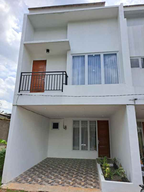 dijual rumah ciracas jakarta timur