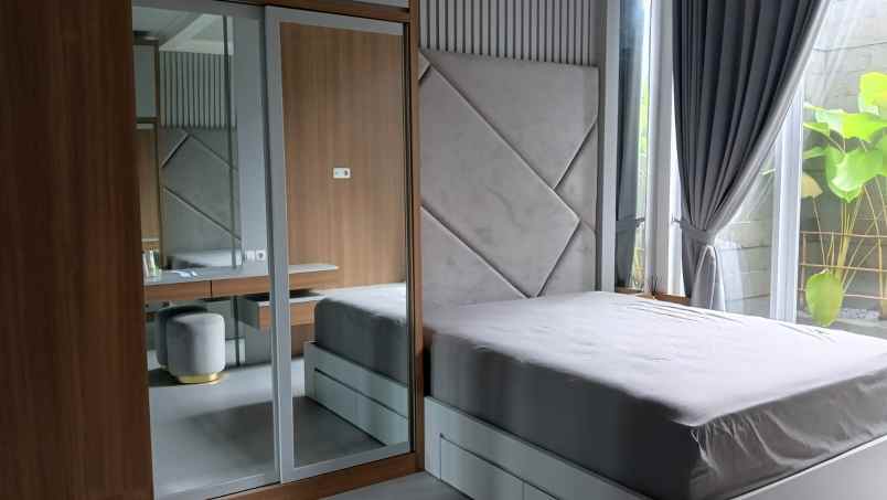 dijual rumah citra grand