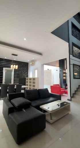 dijual rumah citraland raffles garden