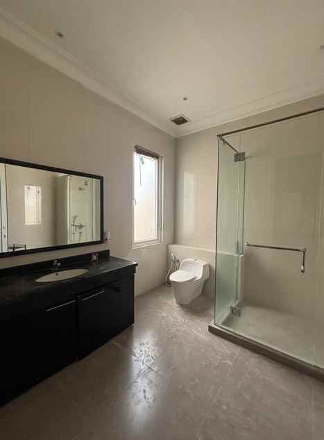 dijual rumah citraland raffles garden