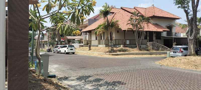 dijual rumah citraland surabaya