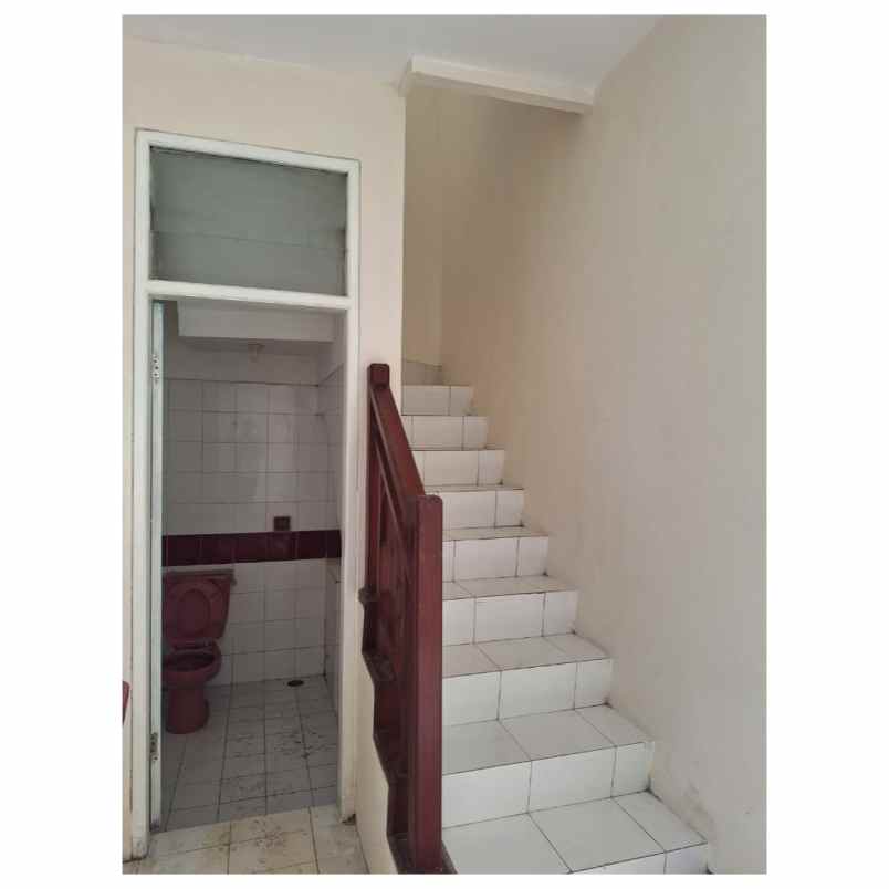 dijual rumah cluster asia jl banjar