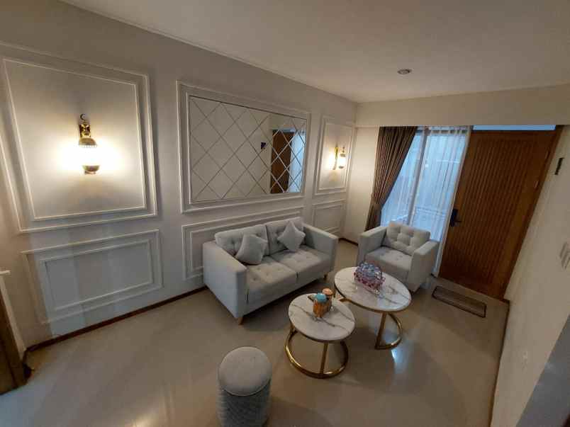 dijual rumah cluster bali garden city