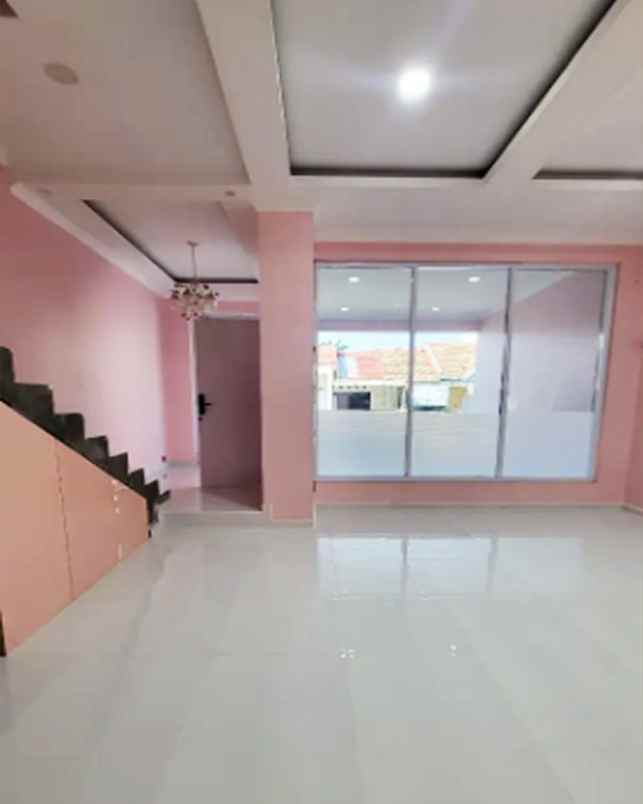 dijual rumah cluster catalina gading