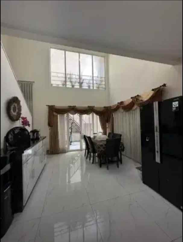 dijual rumah cluster giri