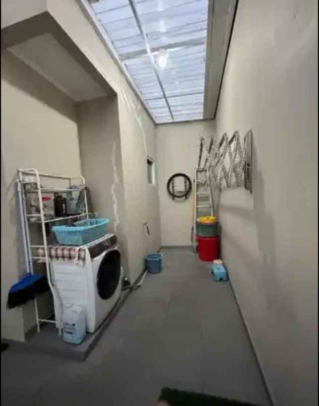 dijual rumah cluster giri