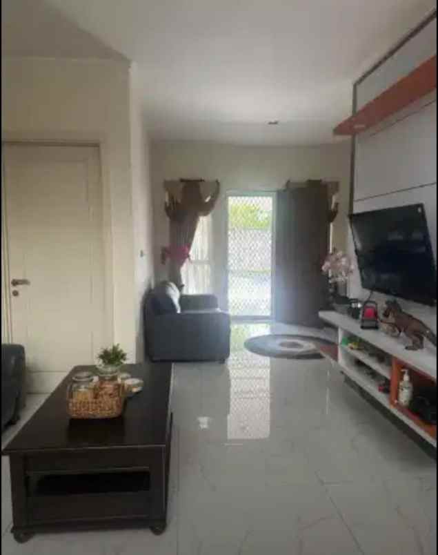 dijual rumah cluster giri