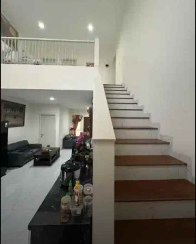 dijual rumah cluster giri