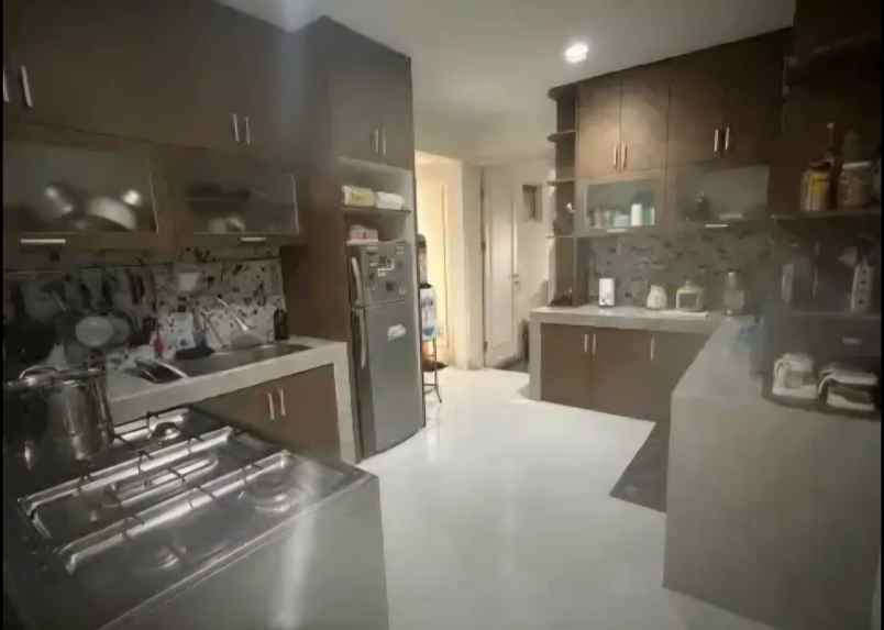 dijual rumah cluster giri