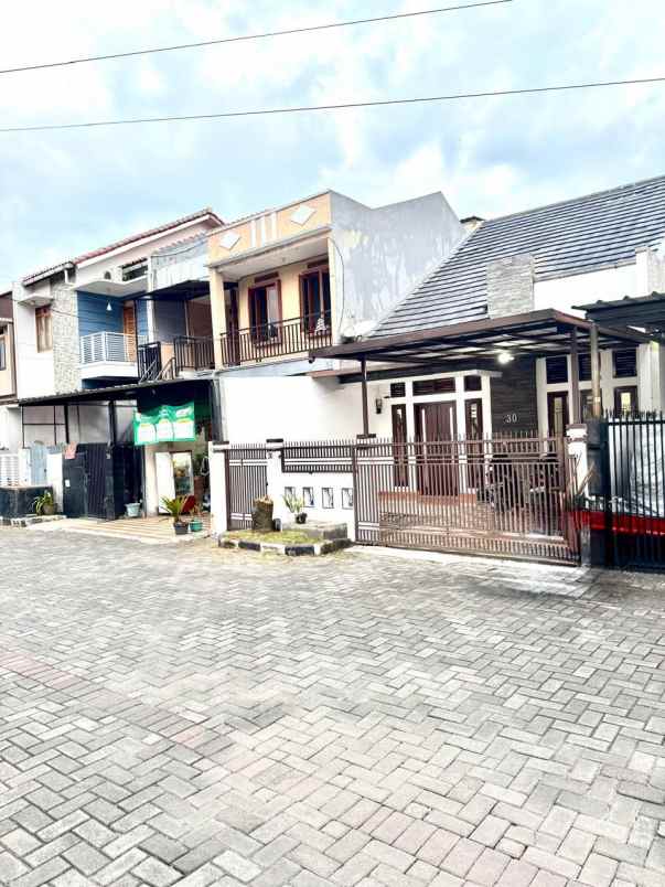 dijual rumah cluster graha prima