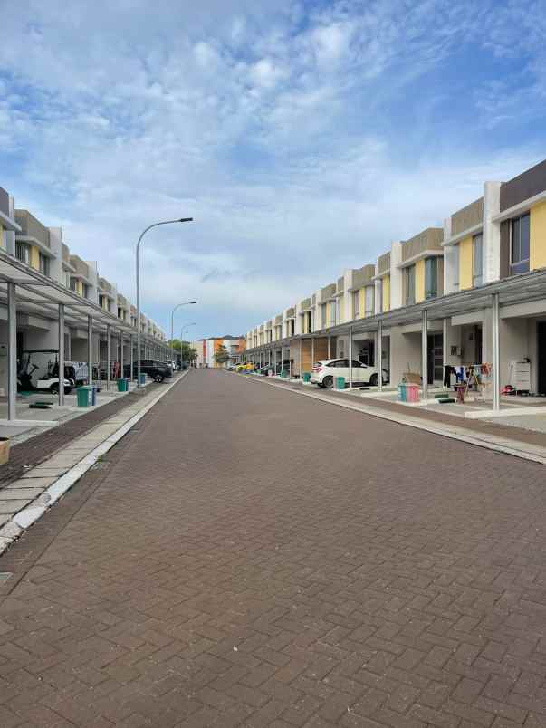 dijual rumah cluster hawai pik2