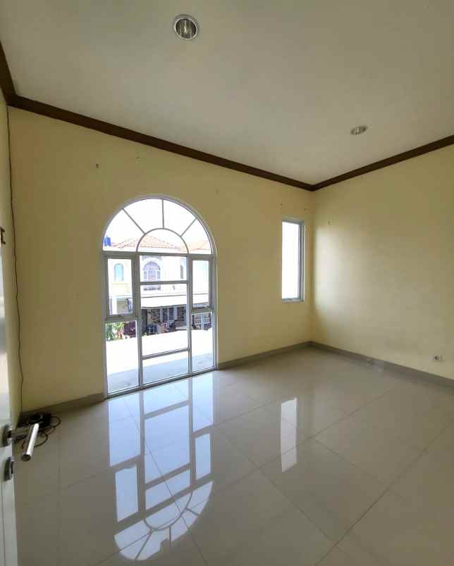 dijual rumah cluster la seine jgc