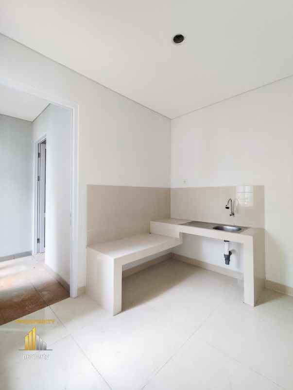 dijual rumah cluster menaggio paramount