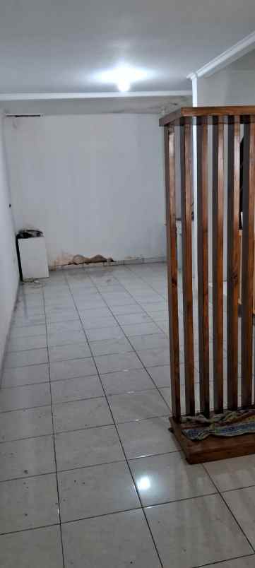 dijual rumah cluster taman mediterania