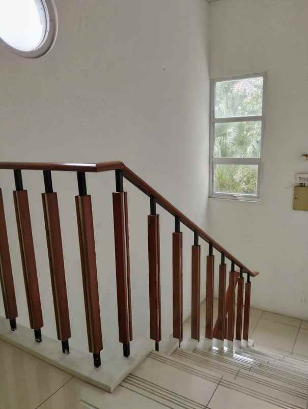 dijual rumah cluster vernonia
