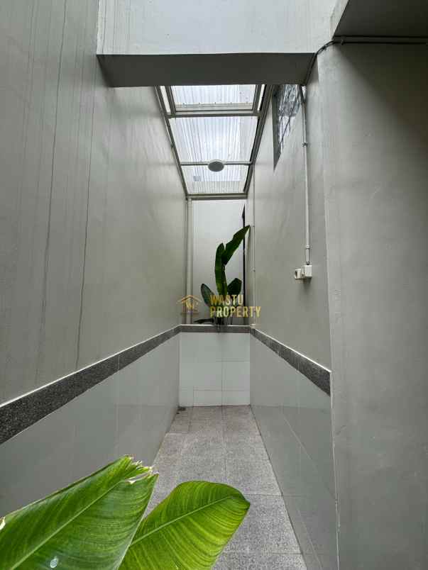 dijual rumah condongcatur depok sleman