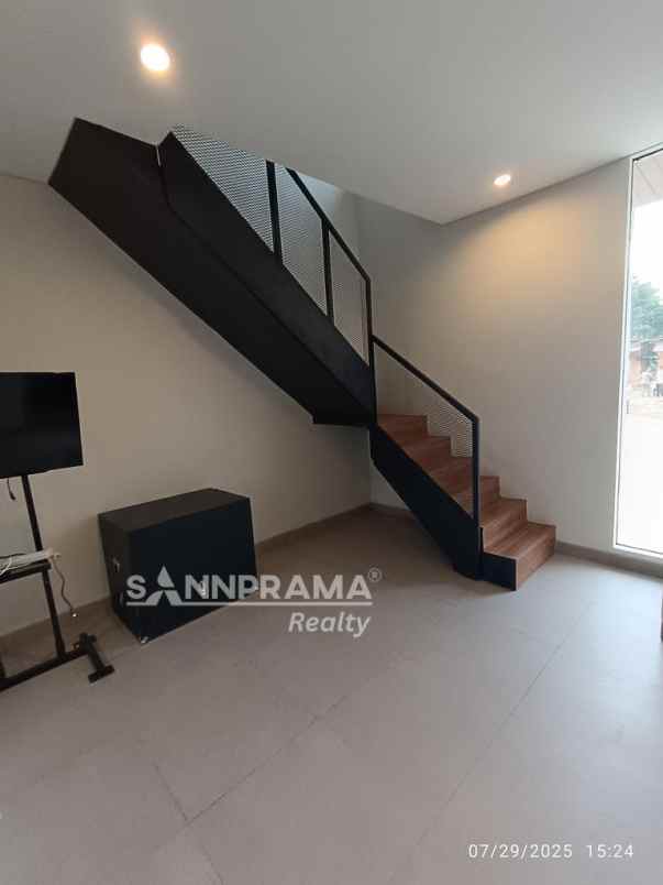 dijual rumah curug bojongsari depok